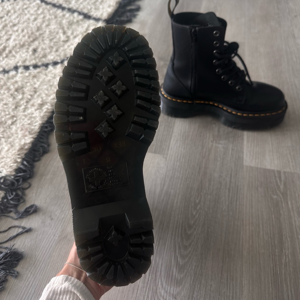 Platform Dr. Martens - image 4